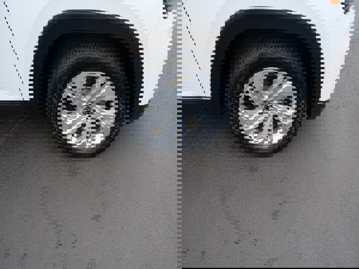 Used 2021 Volkswagen Atlas SE w/ Panoramic Sunroof Package image 37