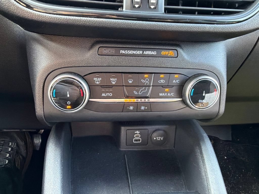 Used 2025 Ford Escape ST-Line AWD/4WD image 23