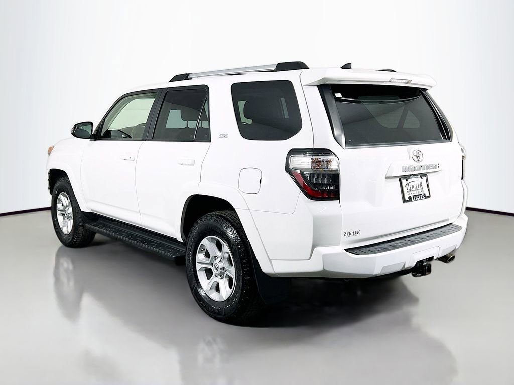 Used 2020 Toyota 4Runner SR5 Premium w/ Moonroof Package AWD/4WD image 7