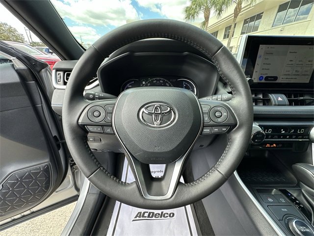 Used 2024 Toyota RAV4 SE image 22