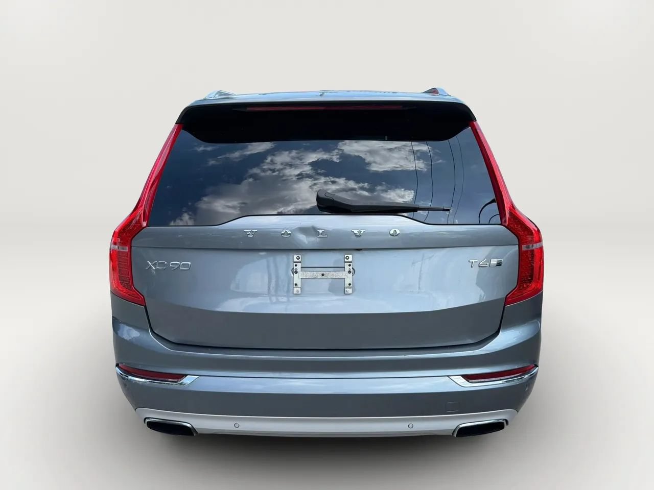 Used 2016 Volvo XC90 T6 Inscription w/ Vision Package AWD/4WD image 4