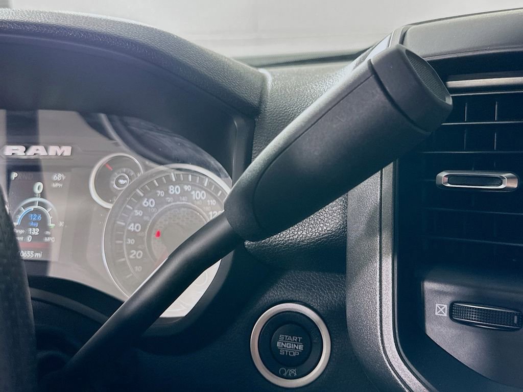 Used 2024 RAM 3500 Tradesman w/ Chrome Appearance Group image 33