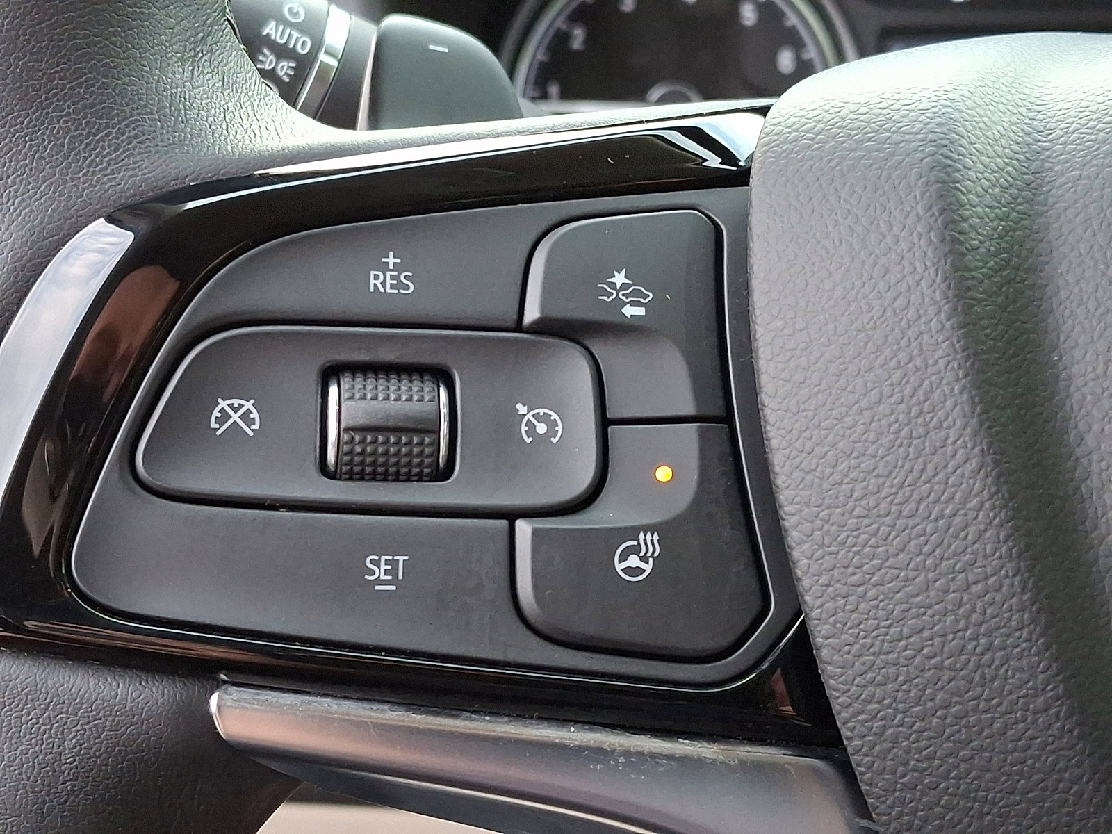 Certified 2023 Buick Enclave Essence image 21