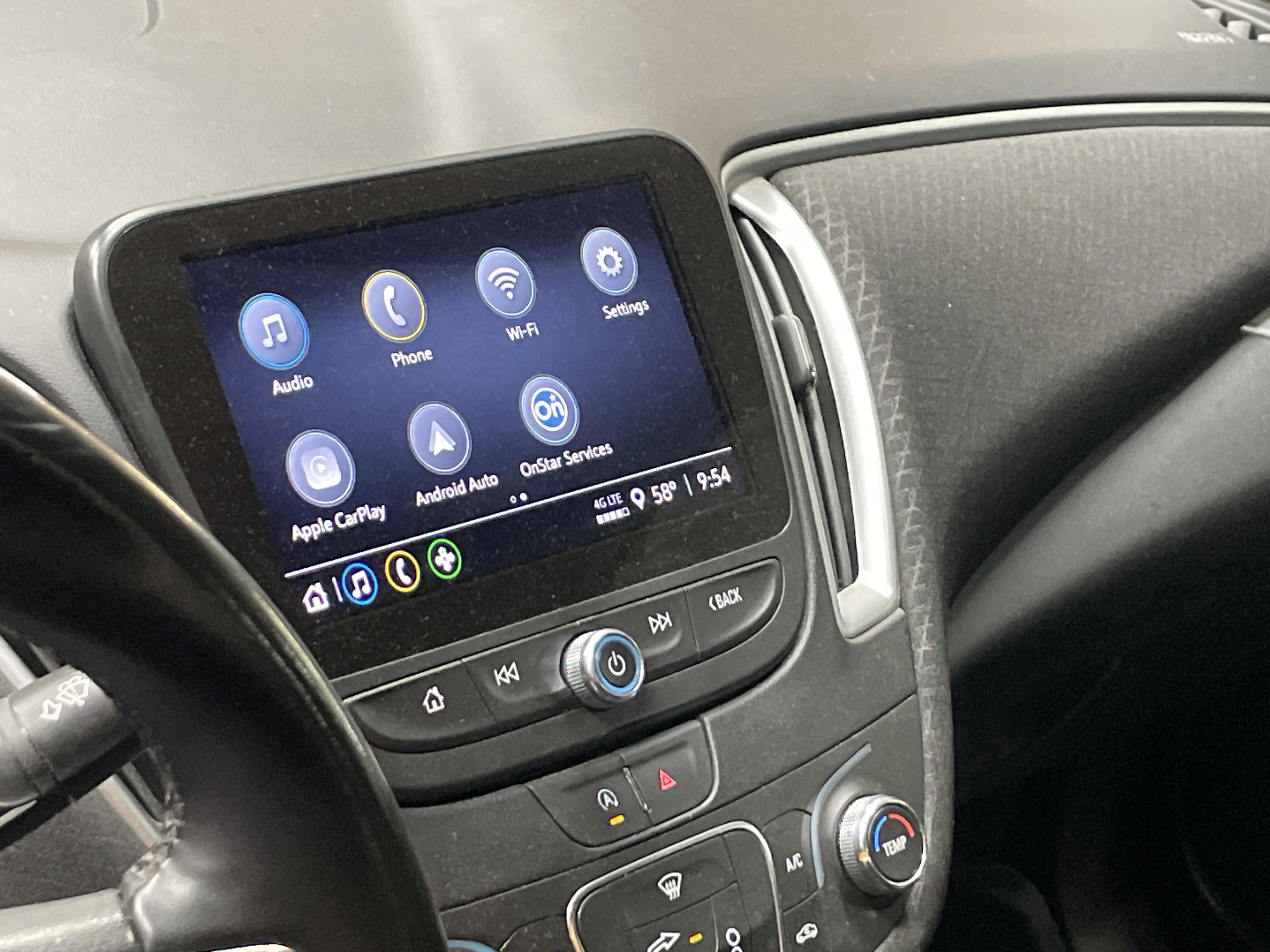 Used 2024 Chevrolet Malibu RS FWD image 10