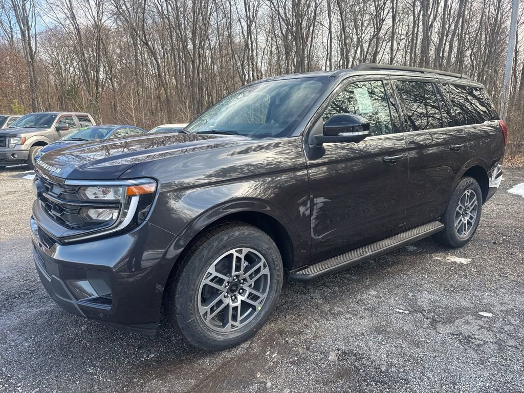 New 2026 Ford Expedition Active AWD/4WD image 4