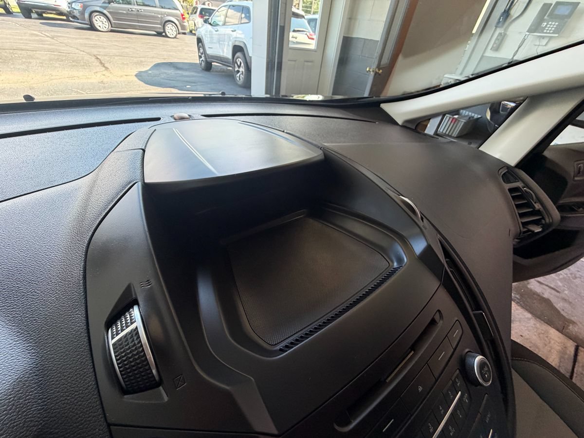 Used 2018 Ford C-MAX SE FWD image 15
