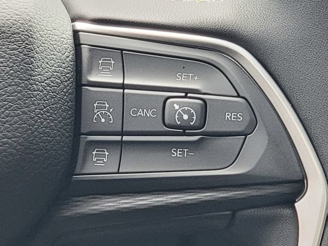 Certified 2024 Jeep Grand Cherokee L Laredo AWD/4WD image 35