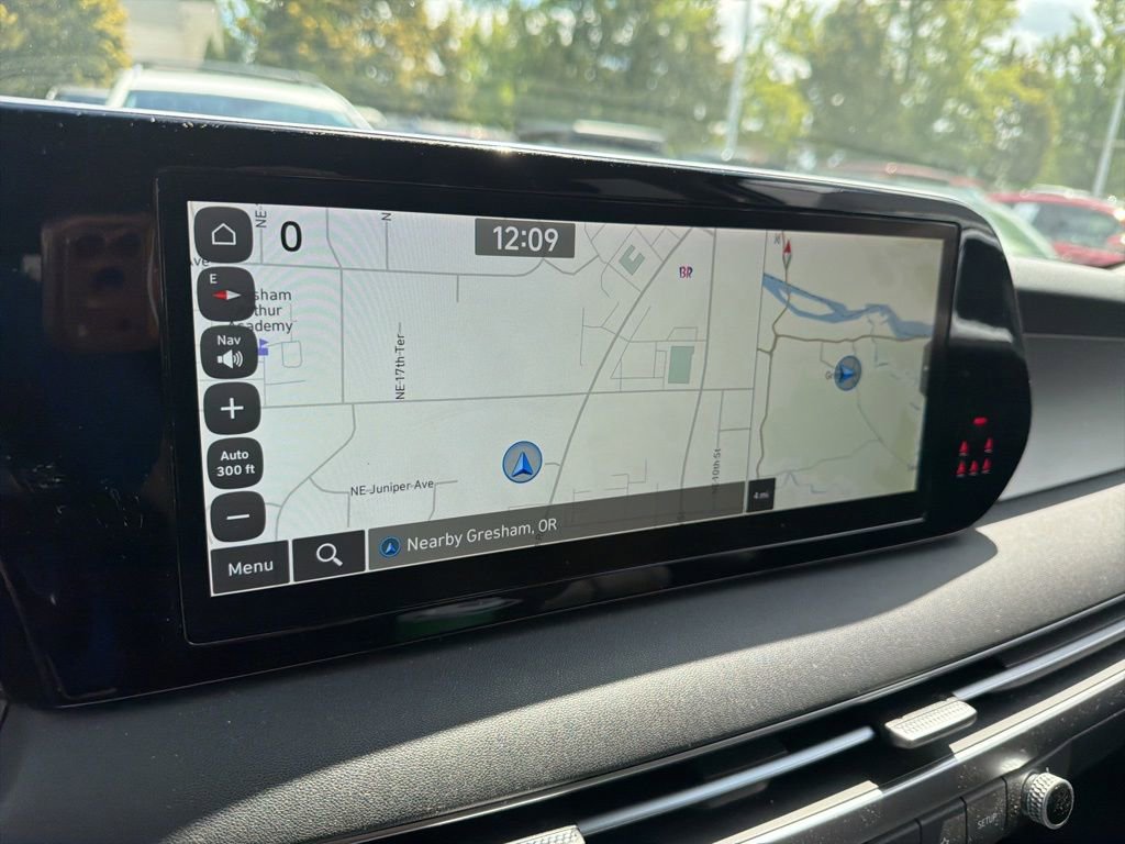 Used 2023 Hyundai Palisade SEL FWD image 11