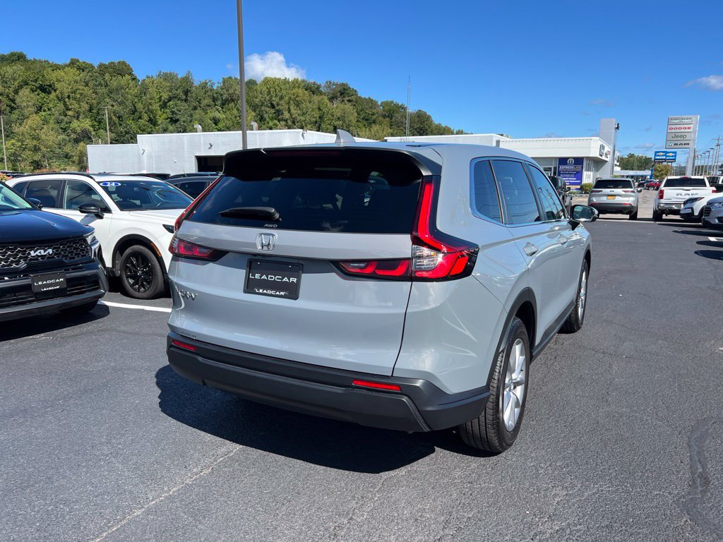 Certified 2026 Honda CR-V EX image 5