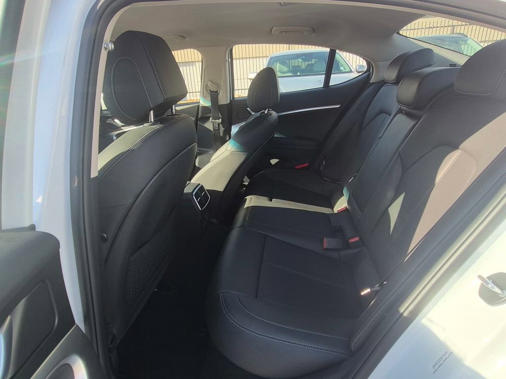 Used 2026 Genesis G70 2.5T image 20