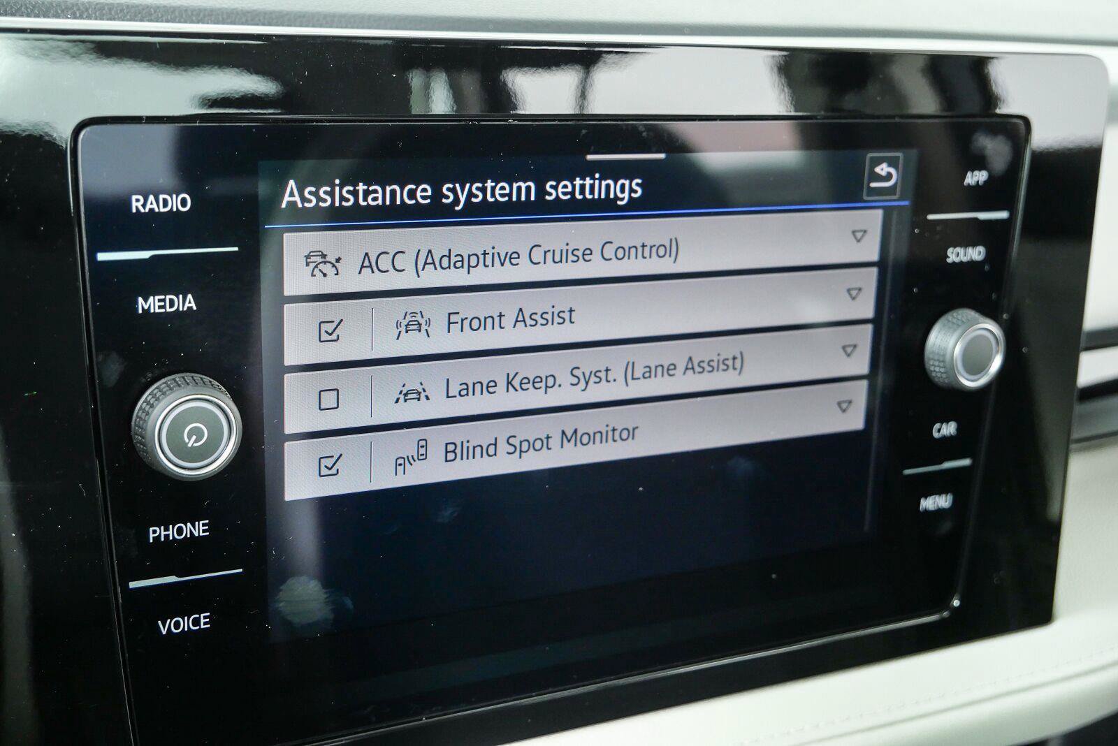New 2027 Volkswagen Taos S FWD image 27