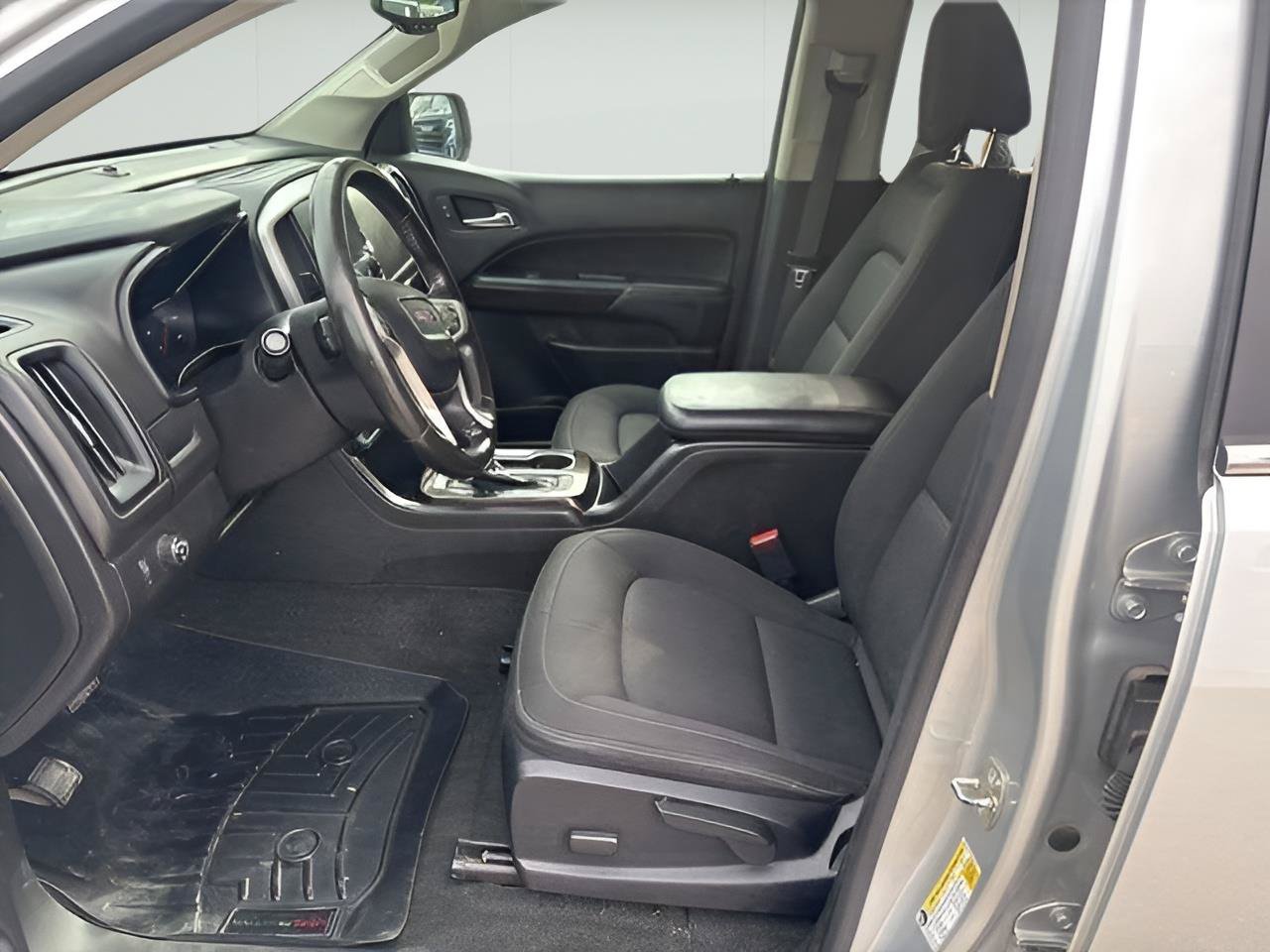 Used 2018 GMC Canyon SLE w/ SLE Convenience Package RWD image 27
