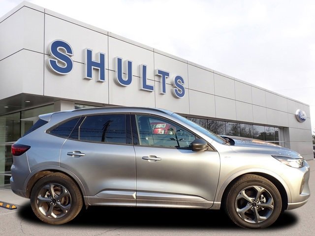 Certified 2024 Ford Escape ST-Line w/ Tech Pack #1 image 4