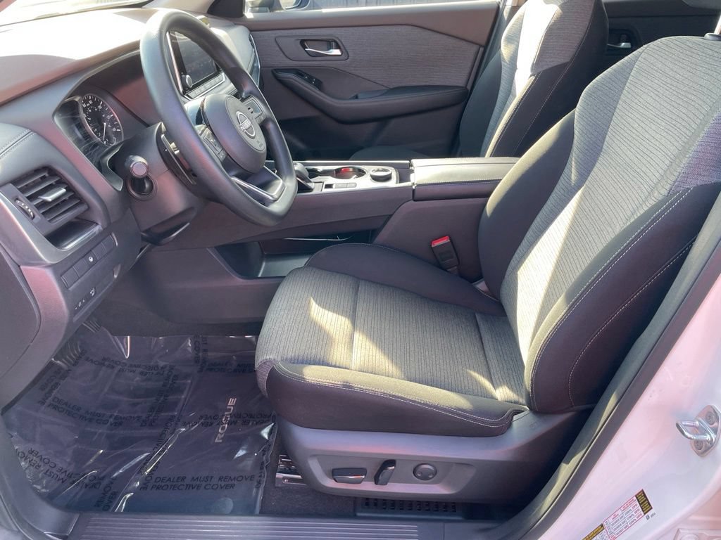 Used 2023 Nissan Rogue SV AWD/4WD image 21