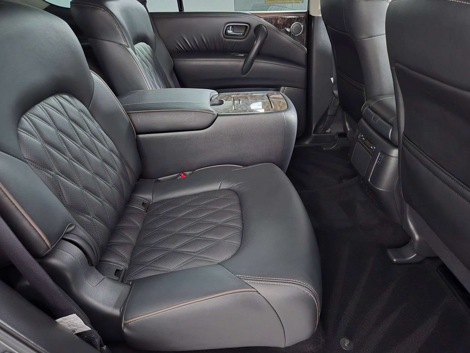 Used 2023 Nissan Armada Platinum w/ Captain's Chairs Package AWD/4WD image 17
