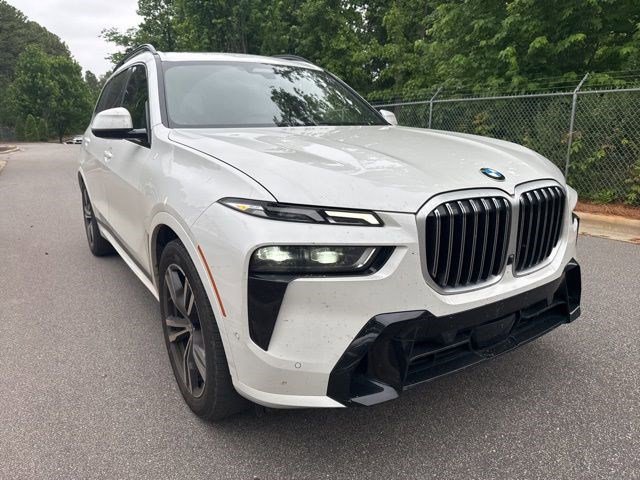 Certified 2024 BMW X7 xDrive40i w/ M Sport Package AWD/4WD image 3