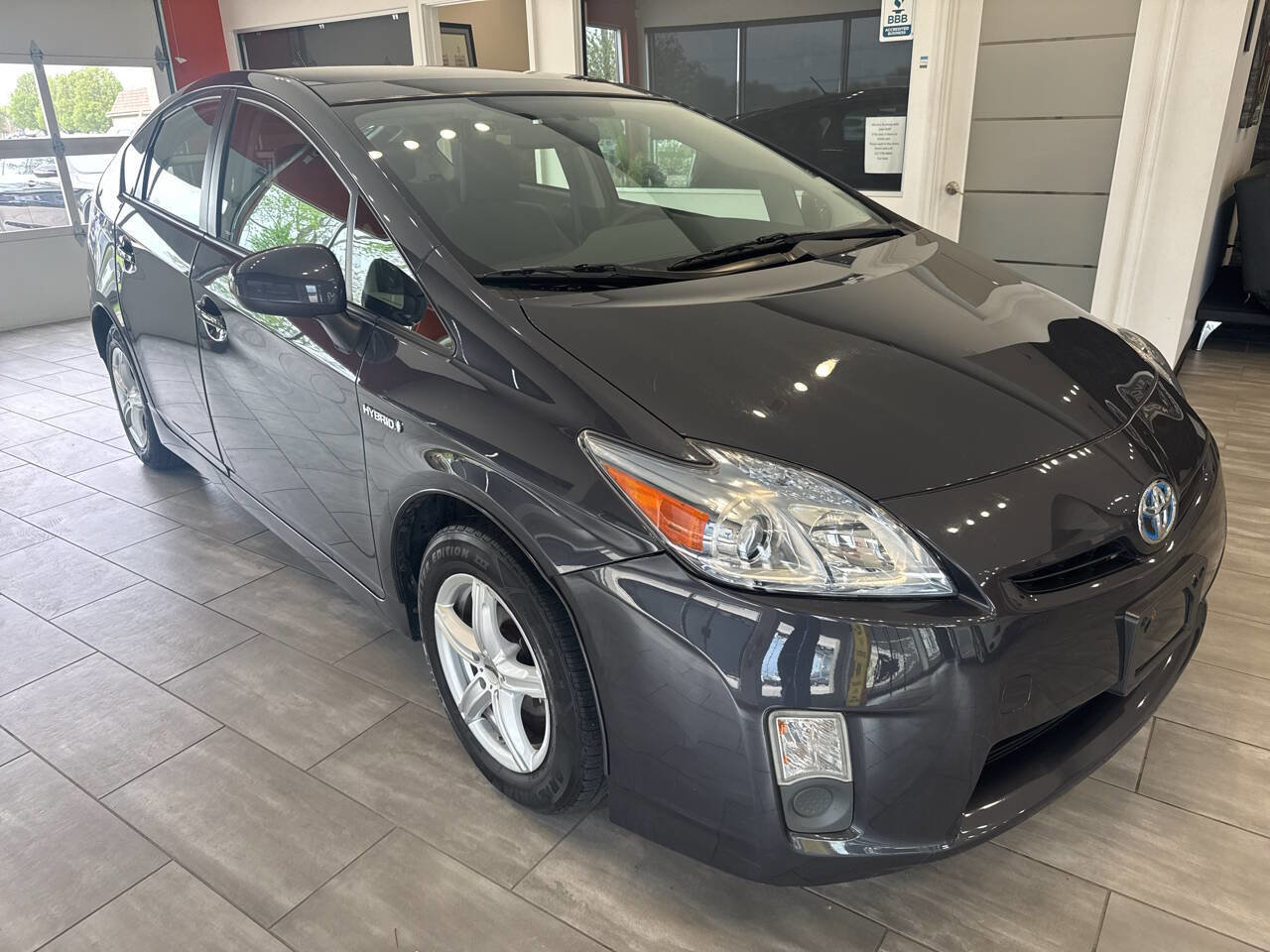 Used 2010 Toyota Prius Two FWD image 2