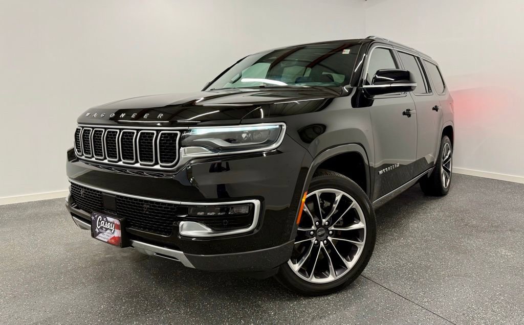 Used 2022 Jeep Wagoneer Series III w/ Premium Group I image 3