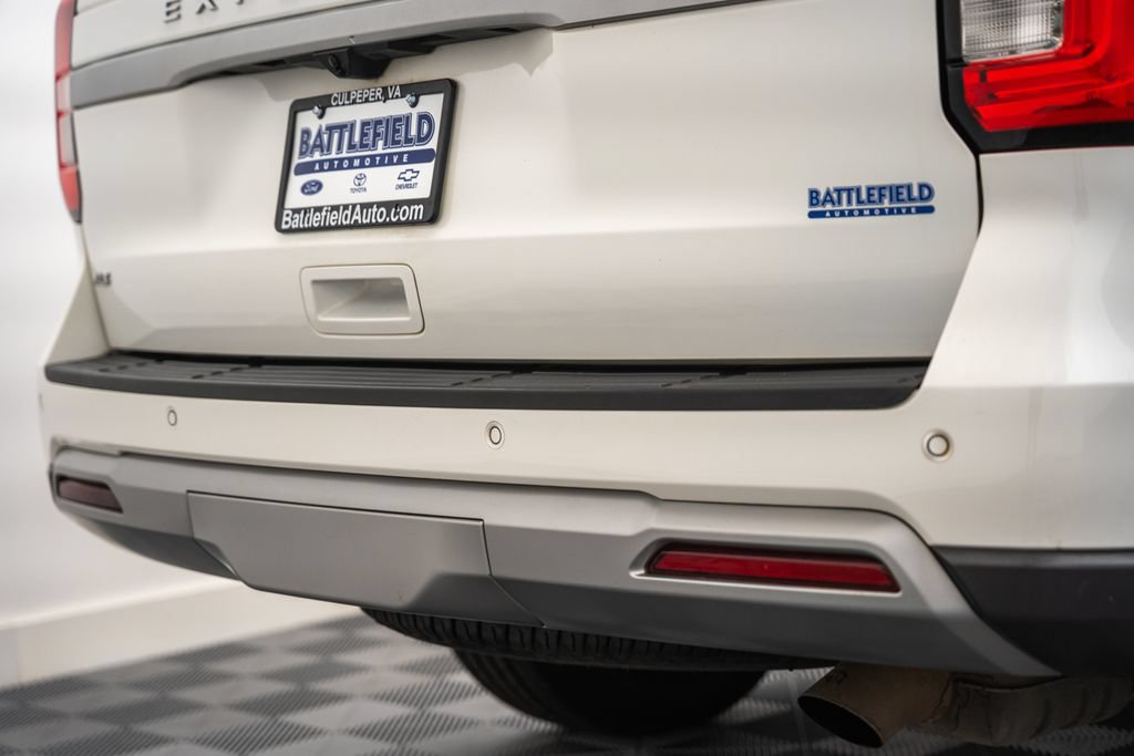 Used 2022 Ford Expedition XLT AWD/4WD image 10