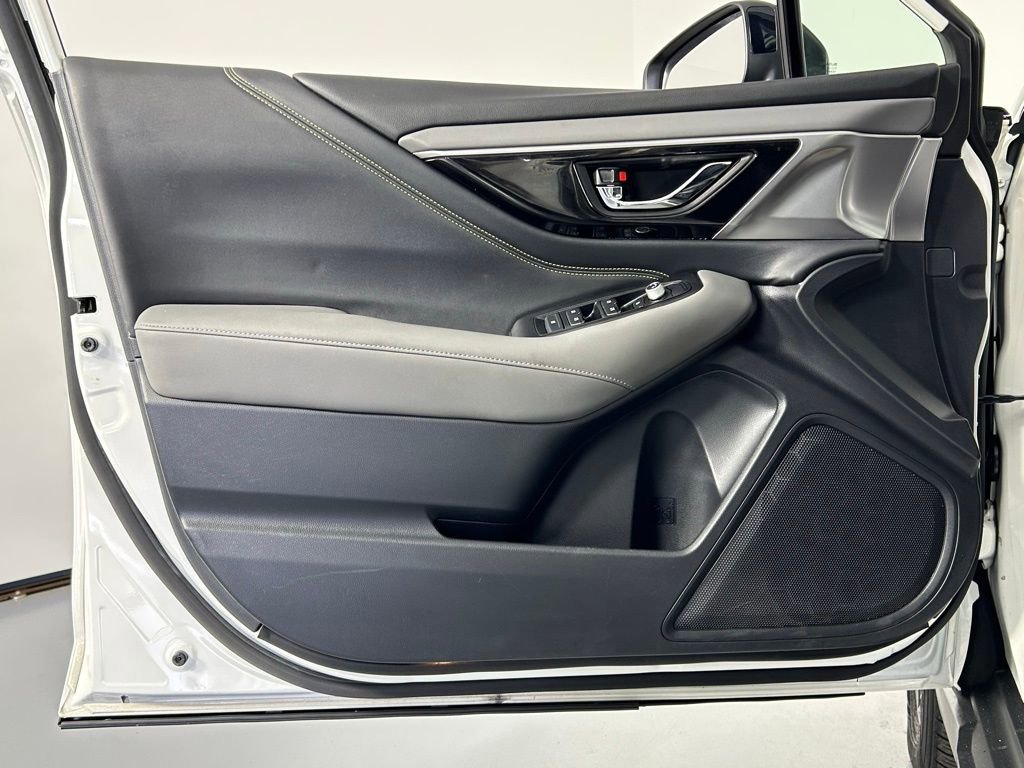 Used 2020 Subaru Outback Onyx Edition XT image 33