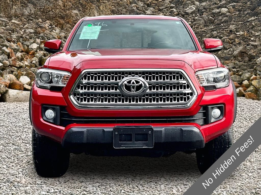 Used 2016 Toyota Tacoma TRD Off-Road w/ Towing Package AWD/4WD image 3