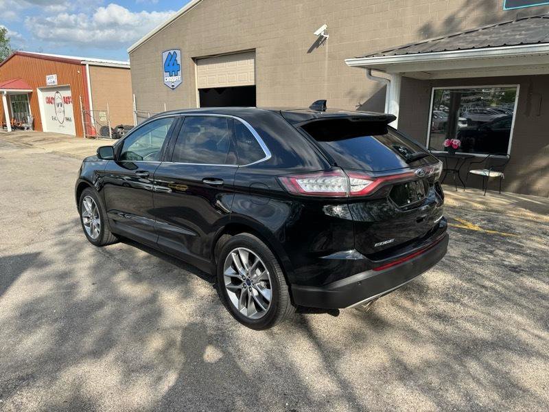 Used 2017 Ford Edge Titanium w/ Equipment Group 301A FWD image 7