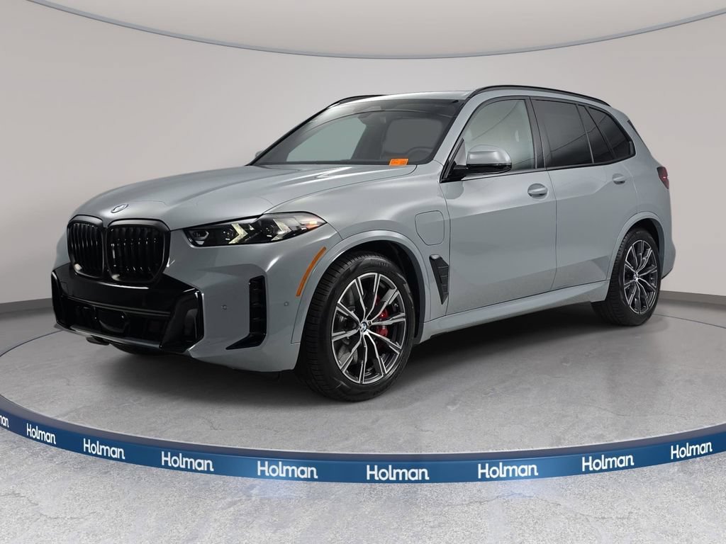 New 2026 BMW X5 xDrive50e w/ Executive Package AWD/4WD image 1