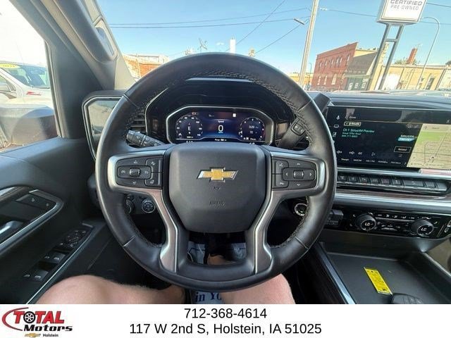 Used 2025 Chevrolet Silverado 2500 LT w/ Texas Edition AWD/4WD image 17