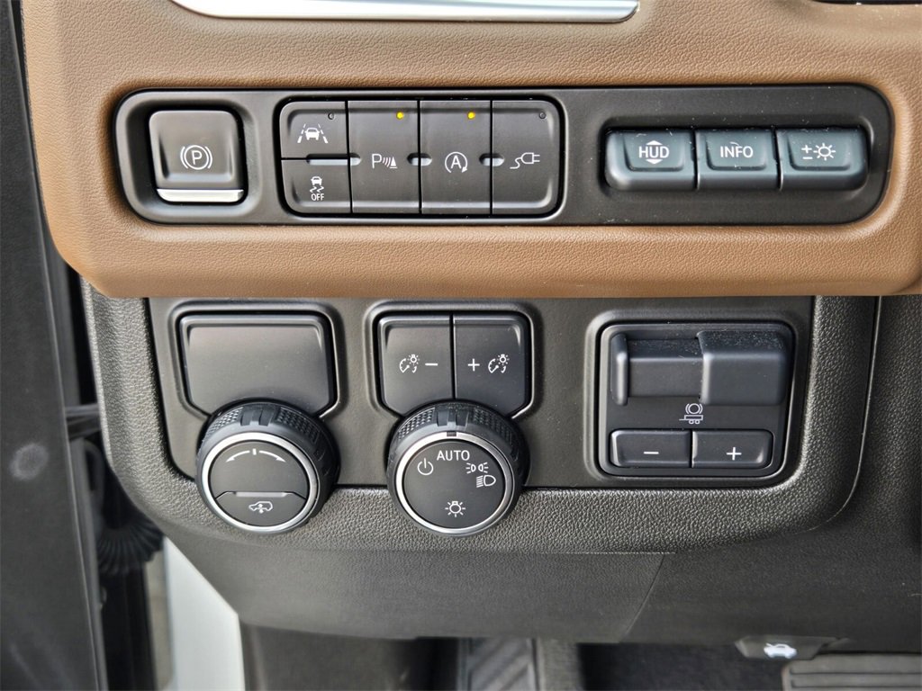 Used 2021 Chevrolet Tahoe High Country image 30