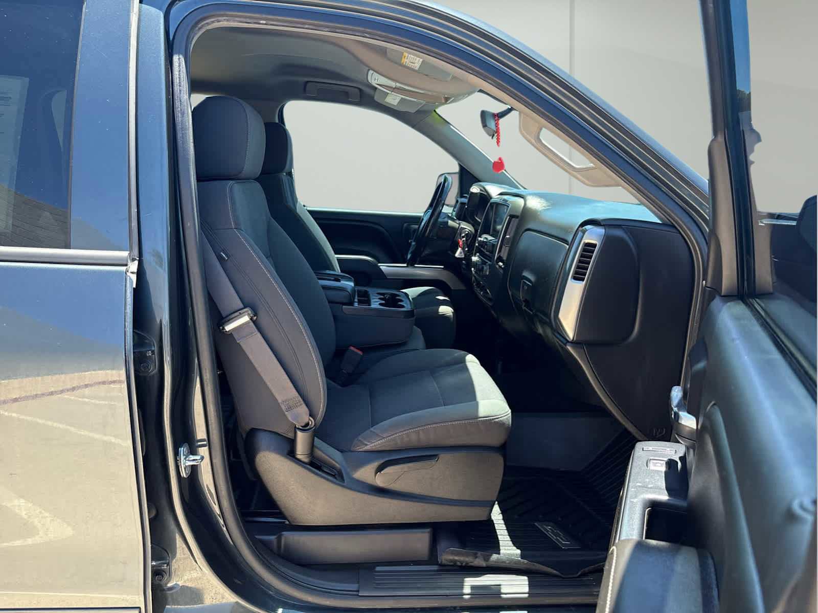 Used 2017 Chevrolet Silverado 1500 LT w/ All Star Edition RWD image 17