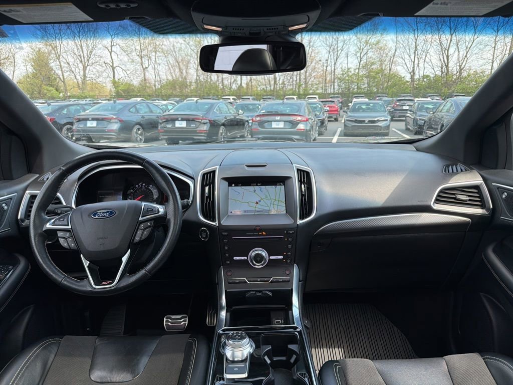 Used 2019 Ford Edge ST w/ Convenience Package AWD/4WD image 12