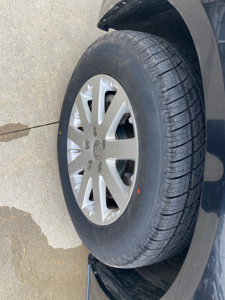 Used 2013 Chrysler Town & Country Touring image 10