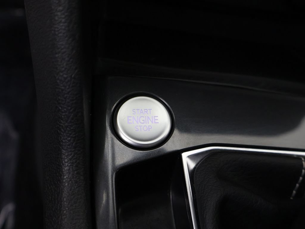 Used 2024 Volkswagen Tiguan SE FWD image 44