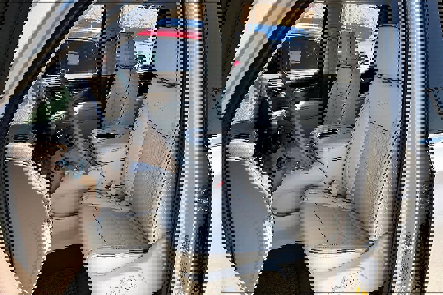 Used 2022 GMC Yukon Denali w/ Max Trailering Package image 8