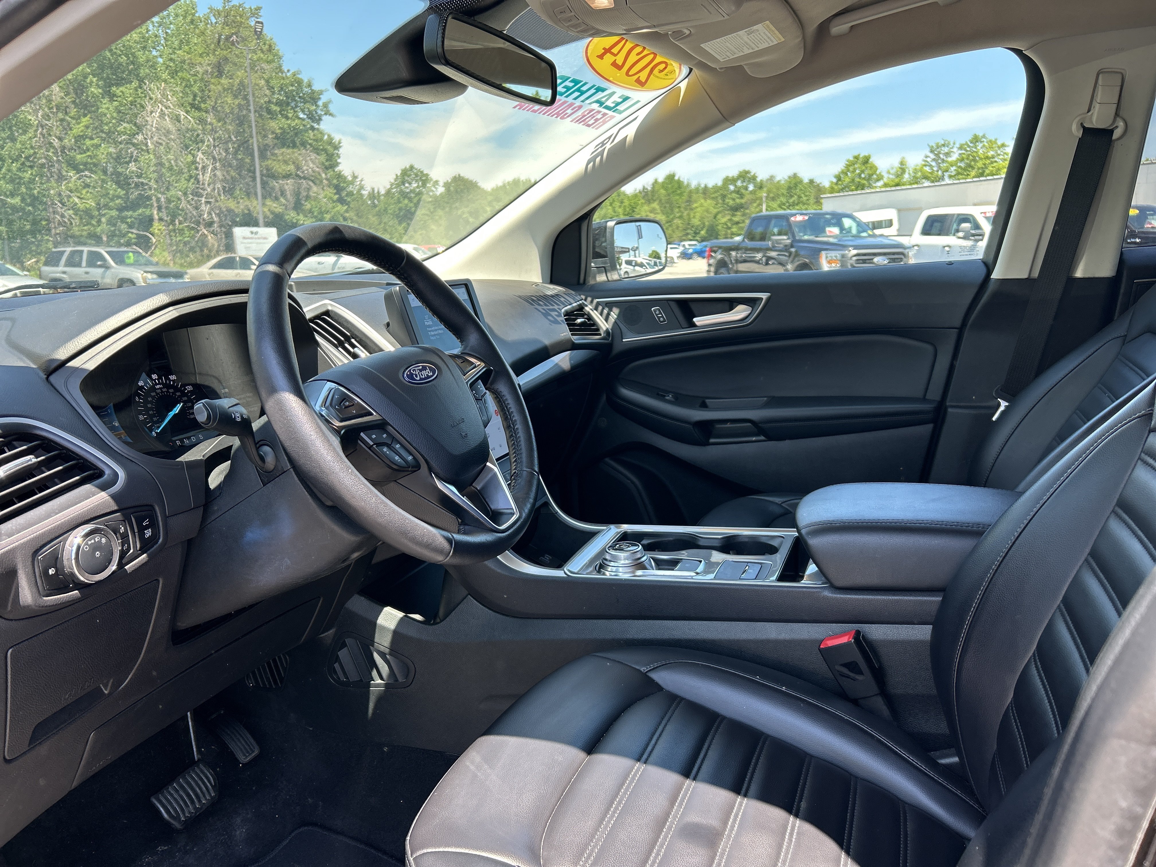 Used 2024 Ford Edge SEL w/ Convenience Package AWD/4WD image 11