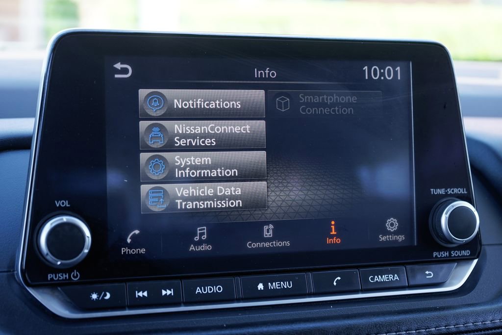 Used 2023 Nissan Rogue SV image 25