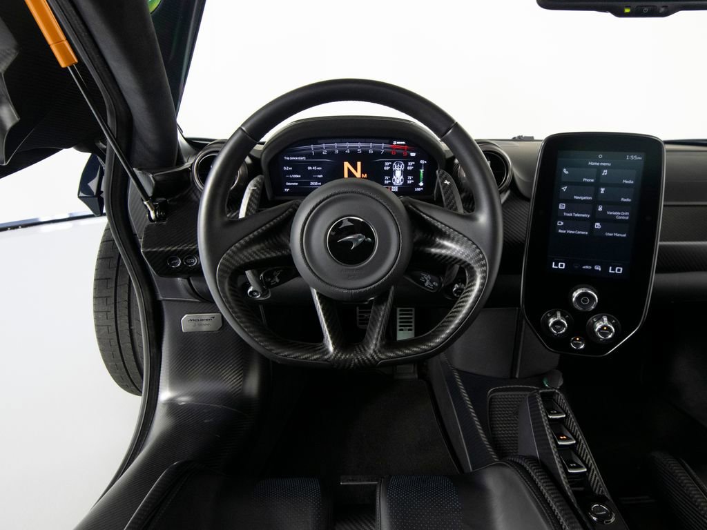 Used 2019 McLaren Senna image 24