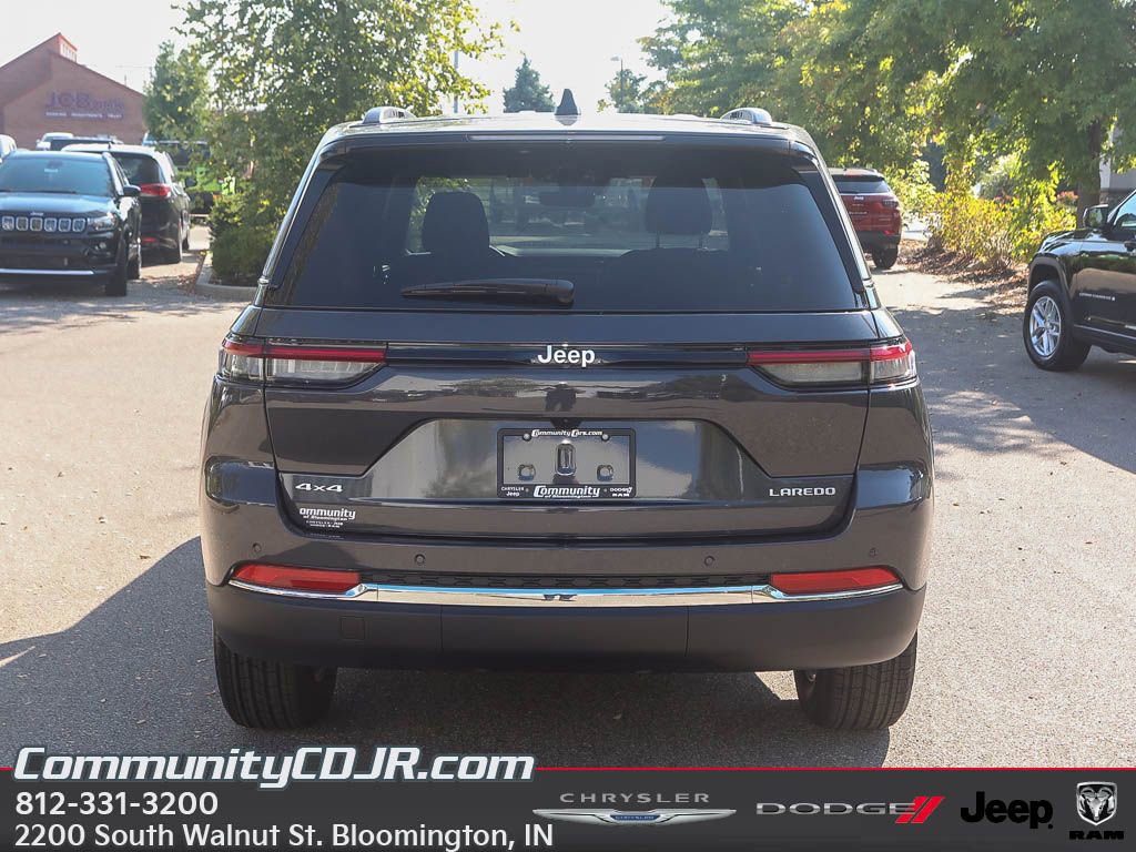 New 2025 Jeep Grand Cherokee Laredo X w/ Luxury Tech Group I image 6