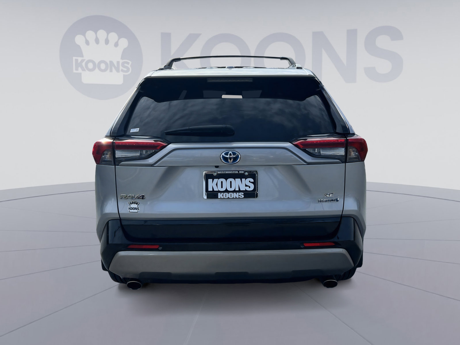 Used 2022 Toyota RAV4 SE w/ Convenience Package image 5