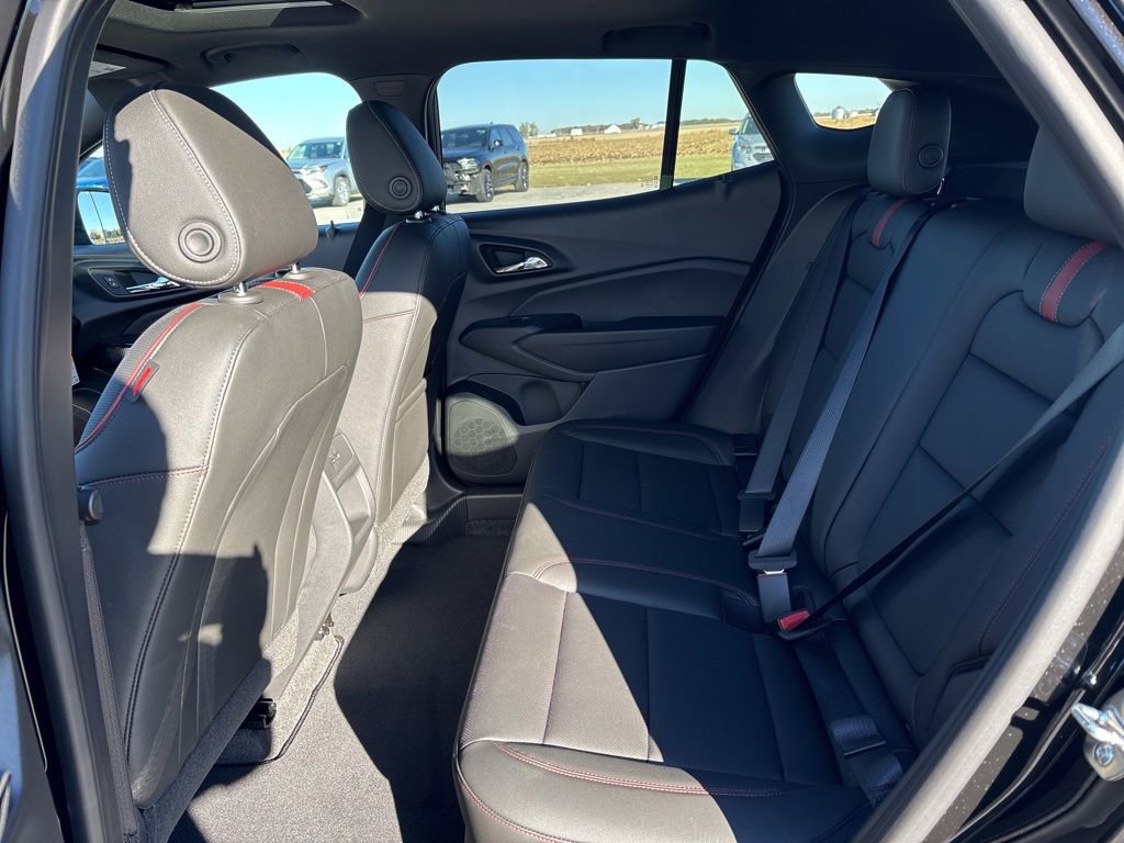 New 2026 Chevrolet Trax RS w/ Sunroof Package image 16