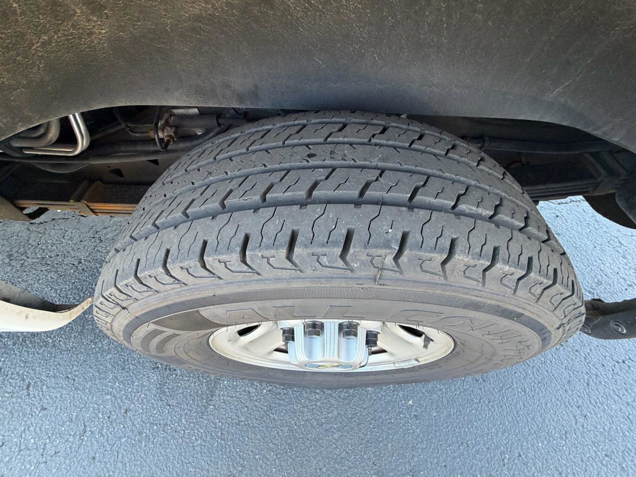 Used 2023 Chevrolet Express 3500 LT w/ LT Preferred Equipment Group image 18