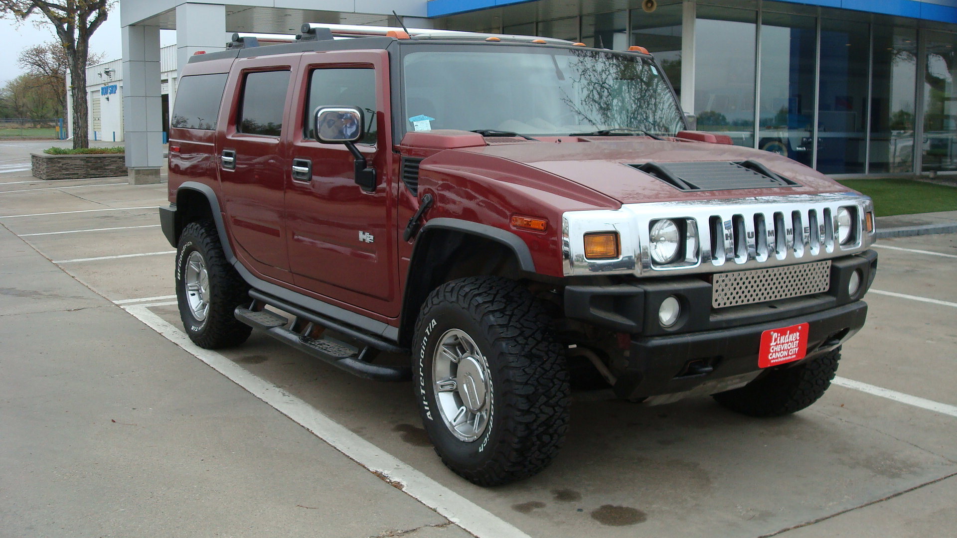 Used 2003 HUMMER H2 w/ Preferred Equipment Group AWD/4WD image 3