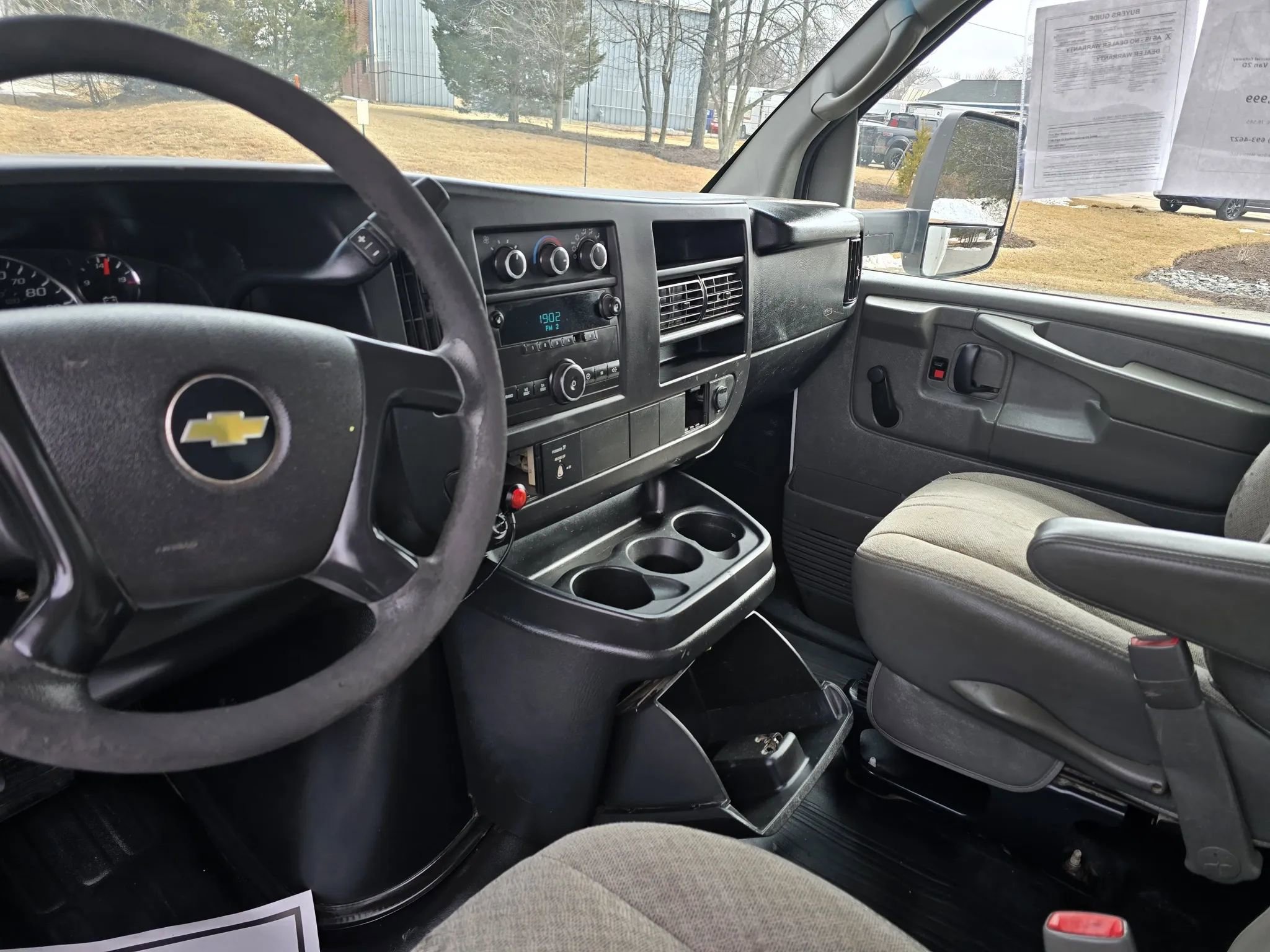 Used 2013 Chevrolet Express 3500 Extended image 13