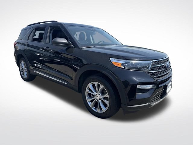 Used 2023 Ford Explorer XLT w/ Equipment Group 202A AWD/4WD image 11