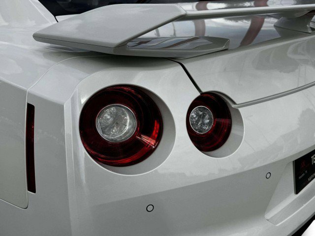 Used 2024 Nissan GT-R w/ Floor Mat Package AWD/4WD image 16