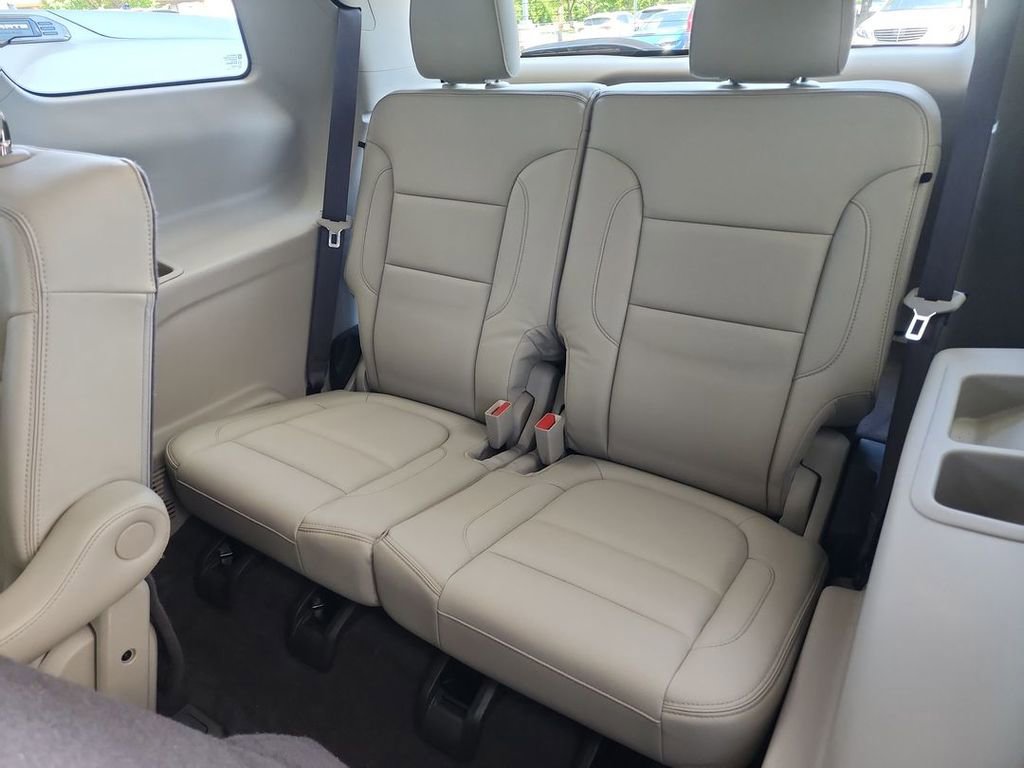 Certified 2018 GMC Acadia Denali w/ Technology Package FWD image 35