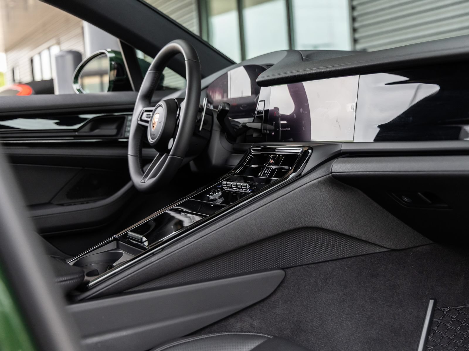 Certified 2025 Porsche Panamera image 48