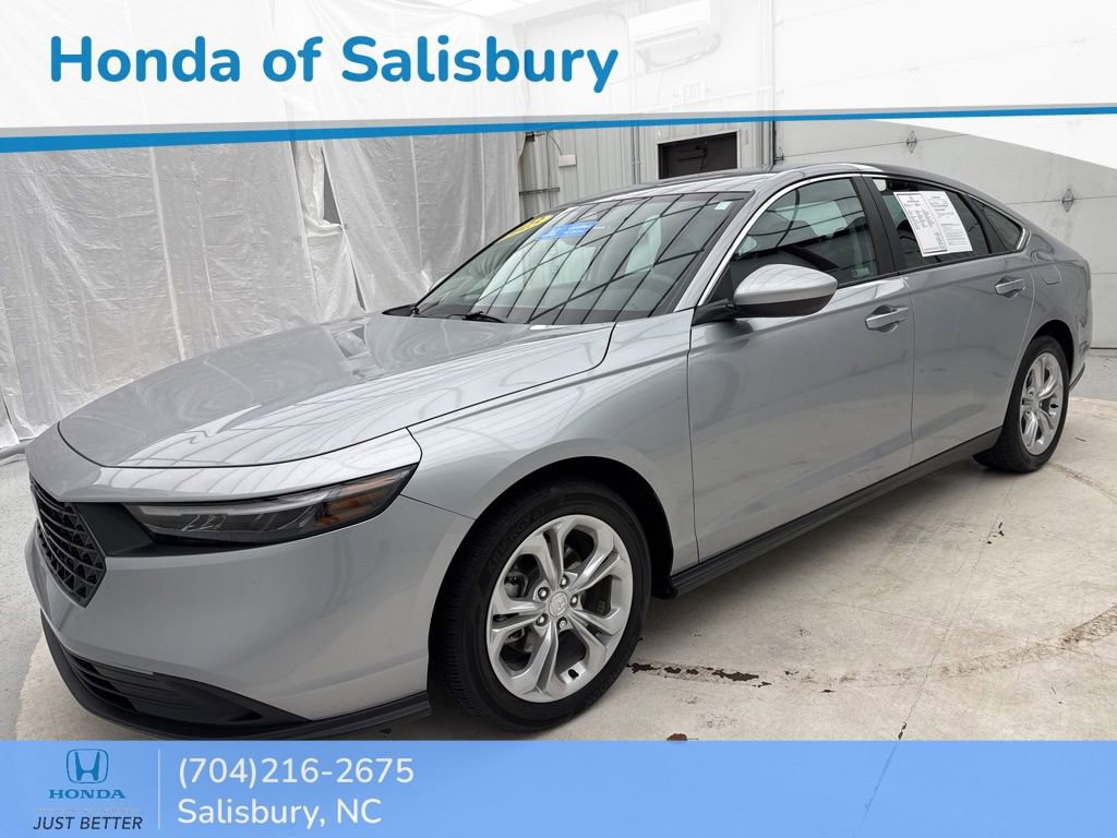 Certified 2023 Honda Accord LX image 3