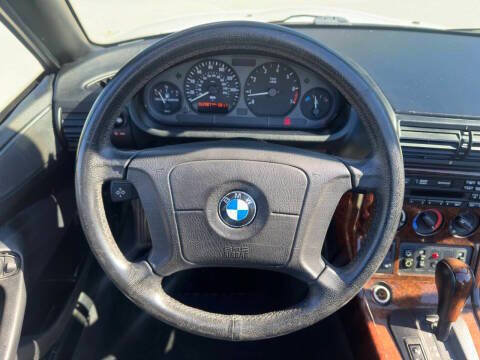Used 1999 BMW Z3 2.5i RWD image 21
