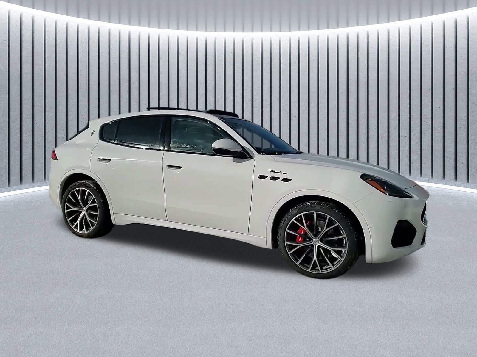 New 2026 Maserati Grecale Modena image 3